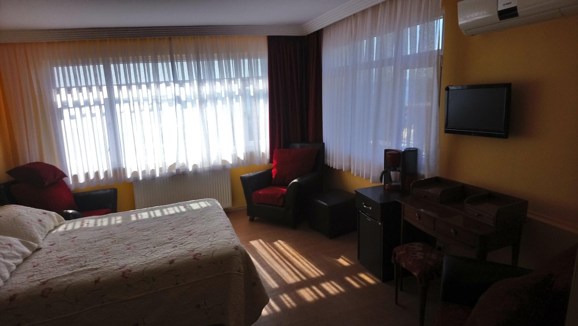 Cosmopolitan Park Hotel Provincia di Provincia di Istanbul Esterno foto